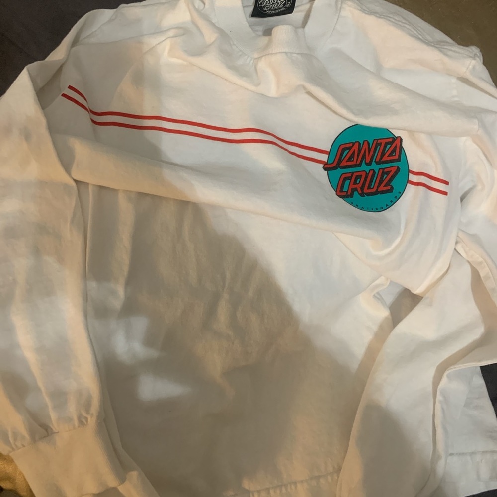 Santa cruz size small long sleeve top.
